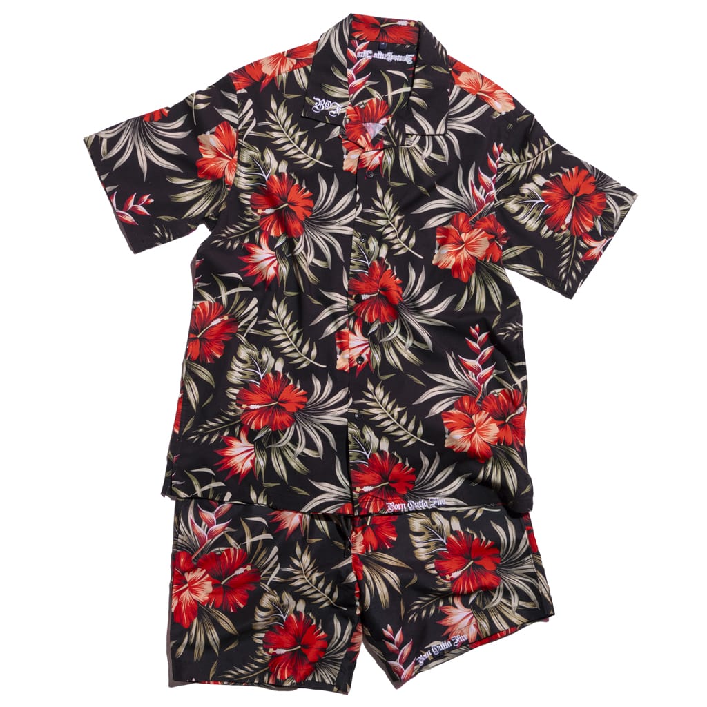 Yardrock Red and Black Floral Beach Set