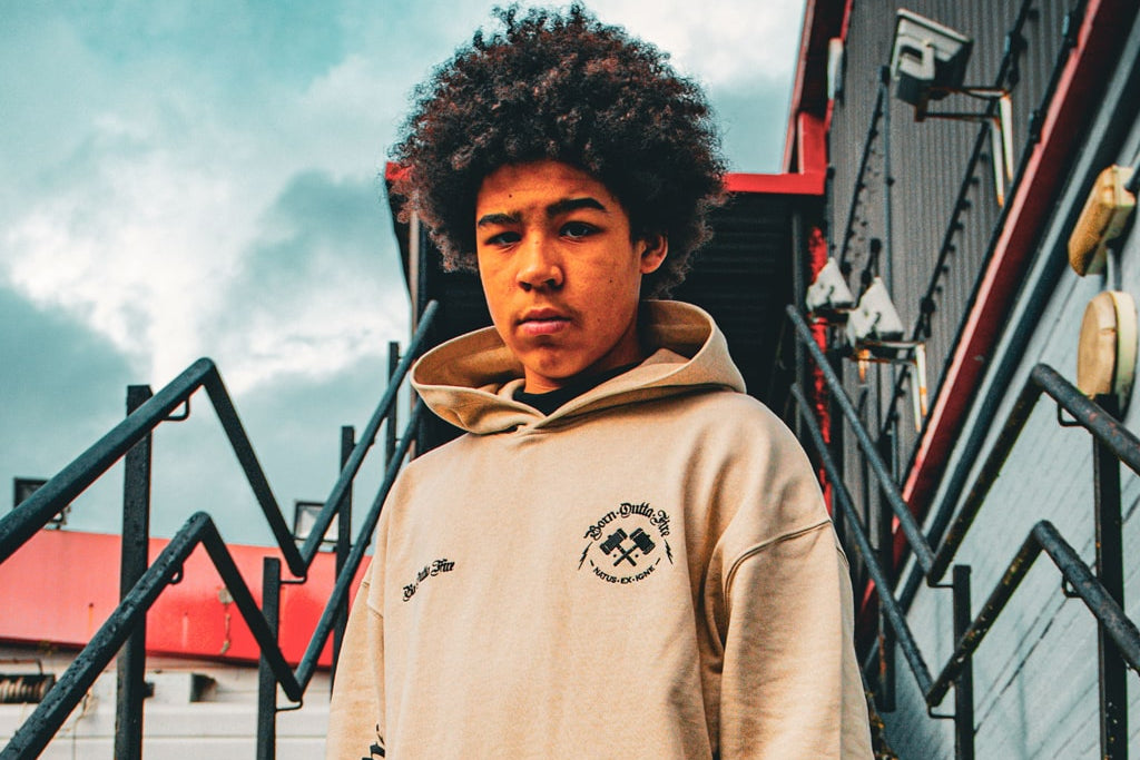 Der Hoodie: Ein Statement der Leidenschaft für Mode und Tanz Der Hoodie: Ein Statement der Leidenschaft für Mode und Tanz
